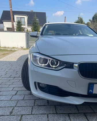 BMW Seria 3 cena 39999 przebieg: 123000, rok produkcji 2013 z Wrocław małe 121